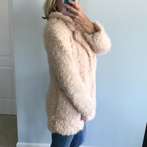 ♥️1 MED LEFT♥️Blush Color Open, Faux Fur Jacket - Picture 5 of 6
